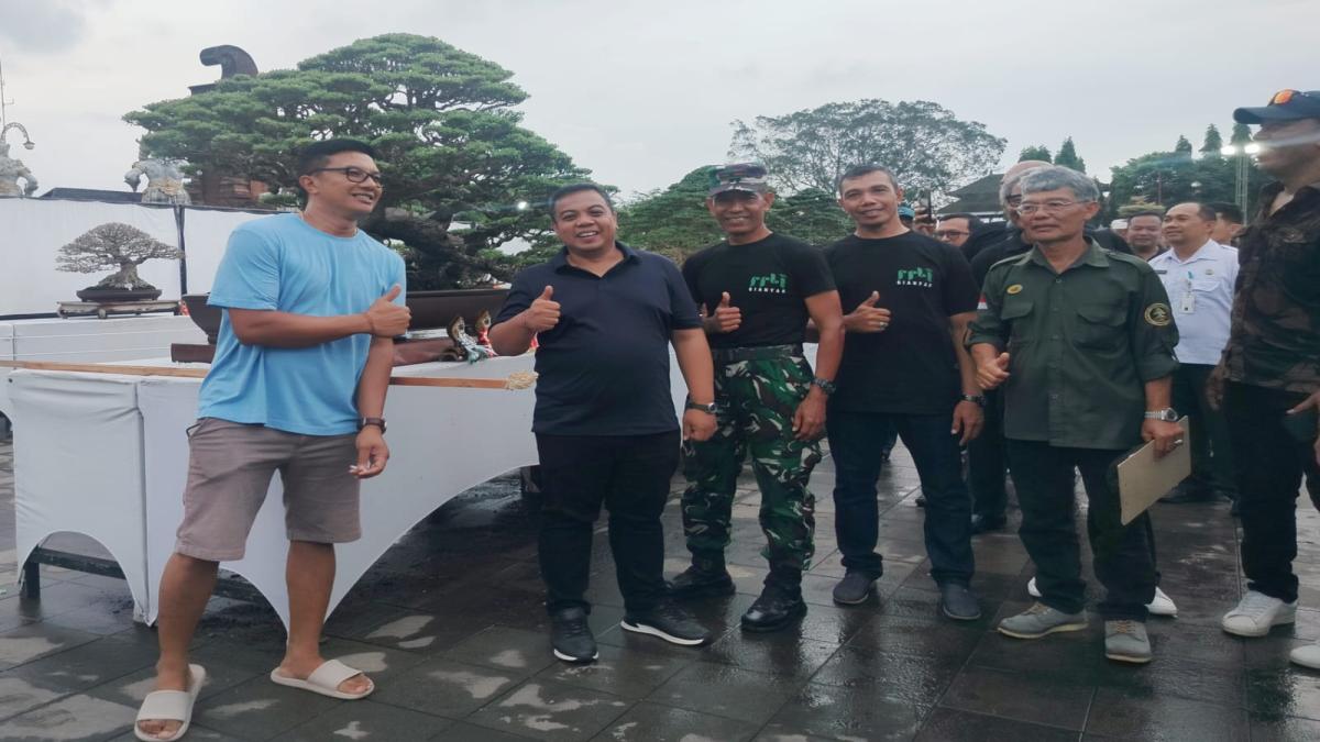 618 Bonsai dari Berbagai Daerah Ramaikan Gianyar, Bukti Cinta Lingkungan dan Seni Tumbuh Pesat