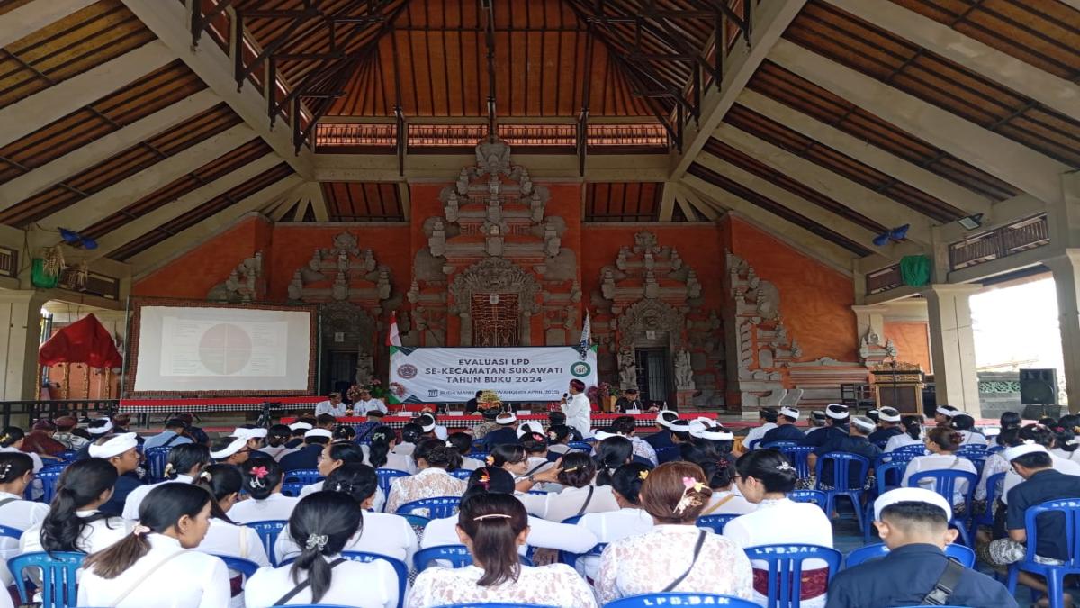Demi Eksistensi, LPD Diminta Menjaga Kepercayaan Masyarakat.