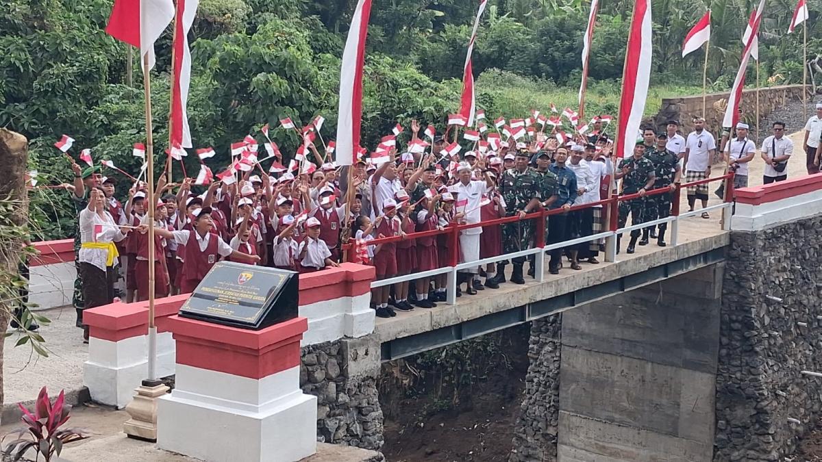 Jembatan Perintis Garuda Resmi Beroperasi, Sinergi TNI dan Pemerintah Permudah Akses Warga Desa Saba
