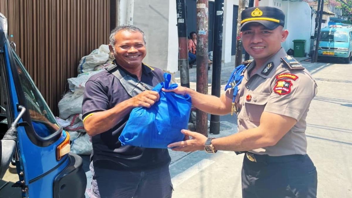 Manfaatkan Waktu Libur Pendidikan, Siswa Setukpa Polri Indra Waskito Gelar Bakti Sosial di Jakarta