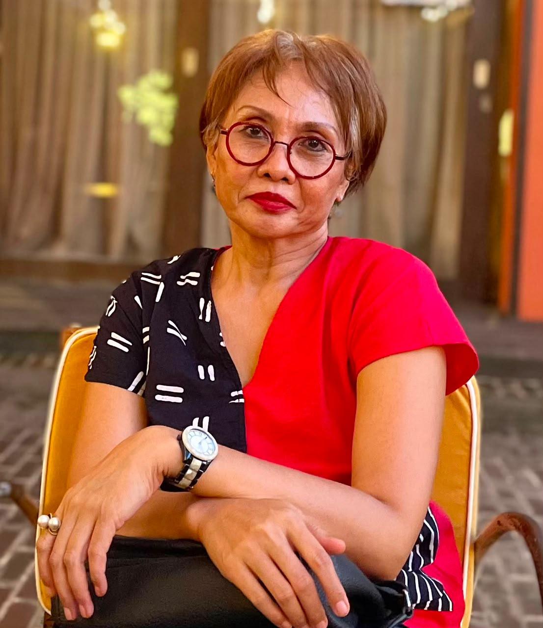 Oka Rusmini Luncurkan Kembang, Puisi yang Menggali Luka Perempuan Penyintas 1965