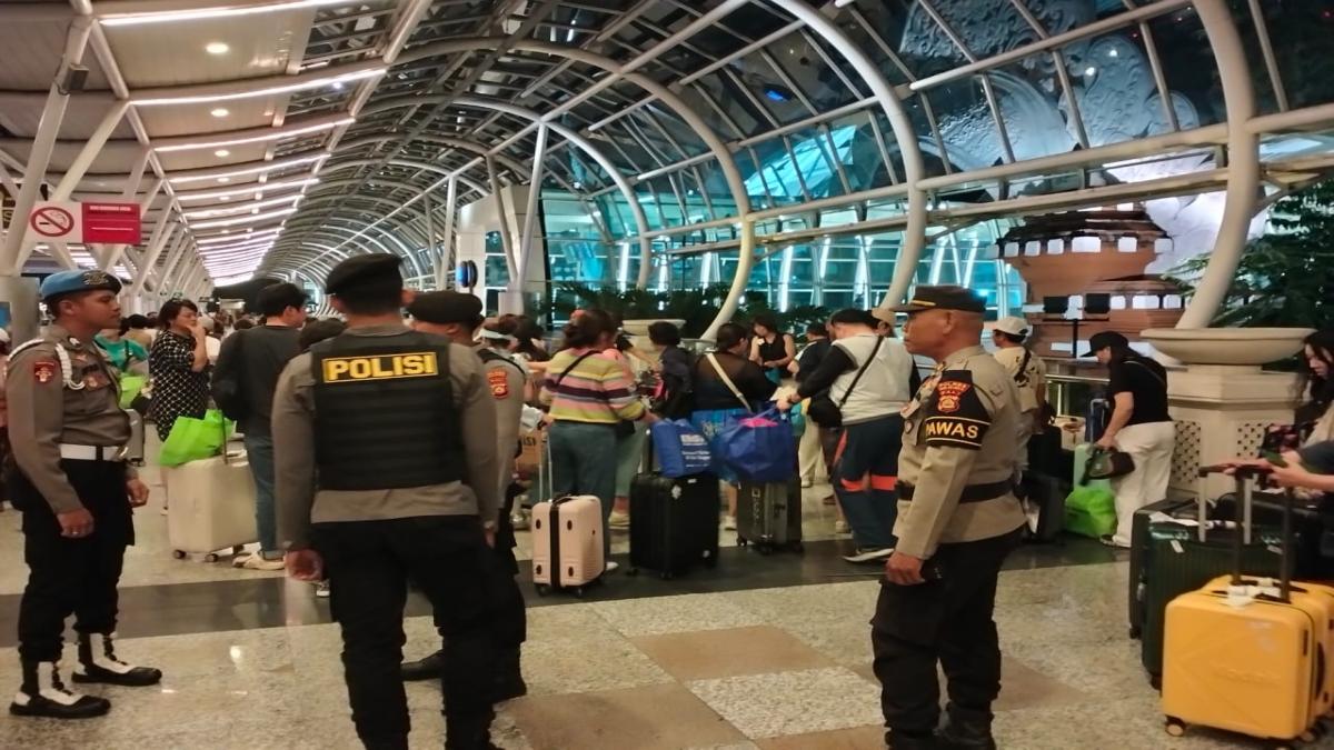 Polisi Menyisir Kawasan Startegis Di Kawasan Bandara