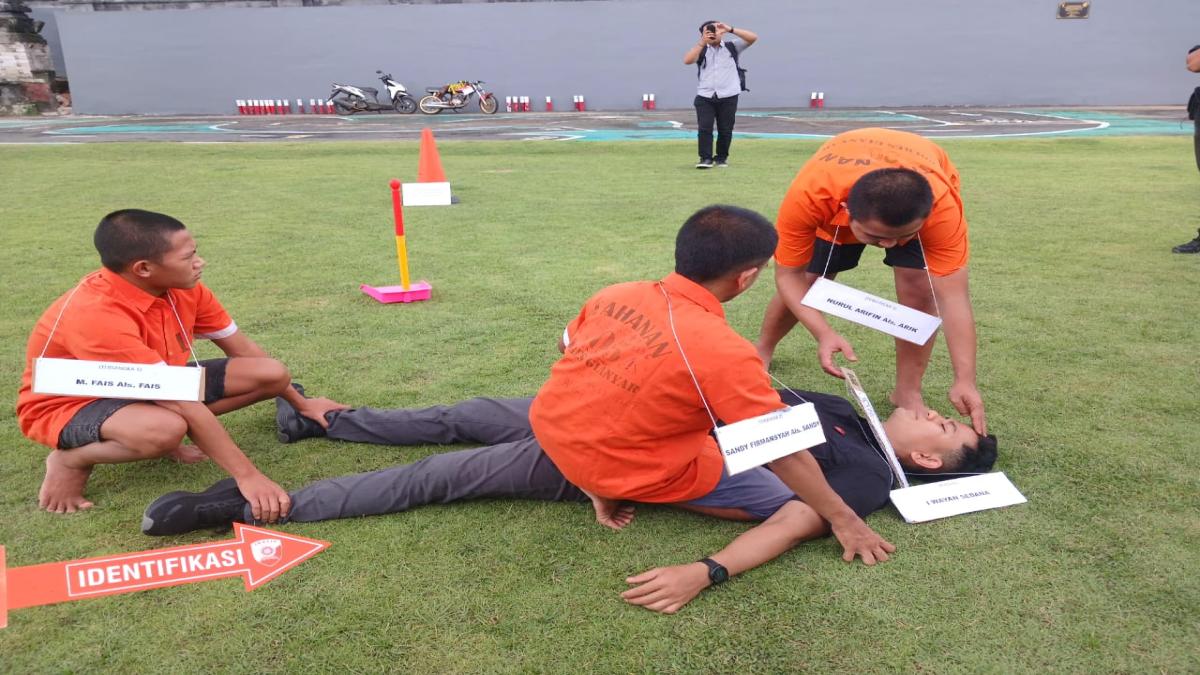 Rekonstruksi Berdarah Pejeng: Tiga Tersangka Demonstrasikan Aksi Habisi Korban