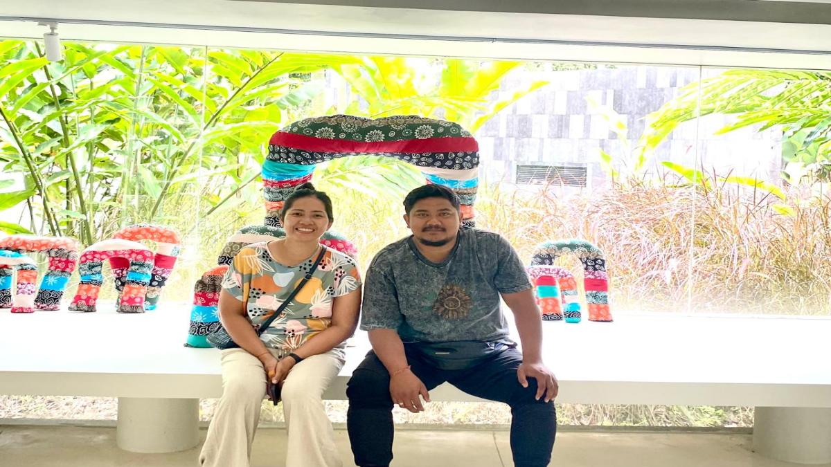 Seniman Muda Ubud Hadirkan Pameran Tunggal “The Unseen Thread” di Bumi Kinar