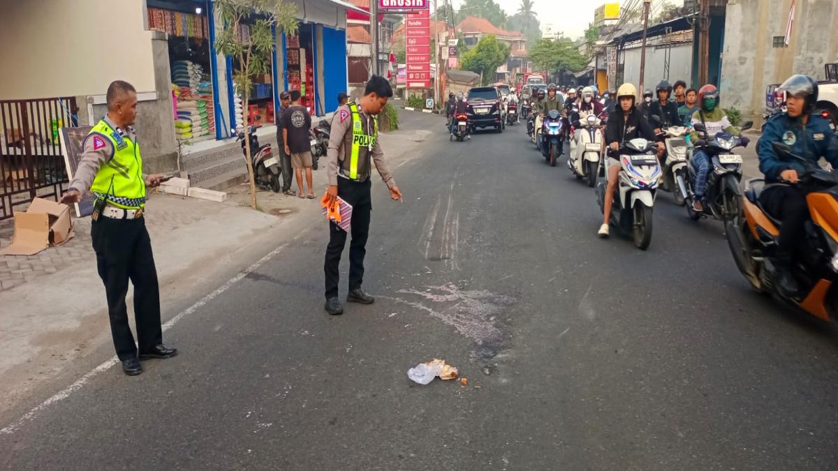 Serempetan Berujung Maut di Jalan Wanayu Gianyar, Pengendara Vario Tewas Ditabrak Truk