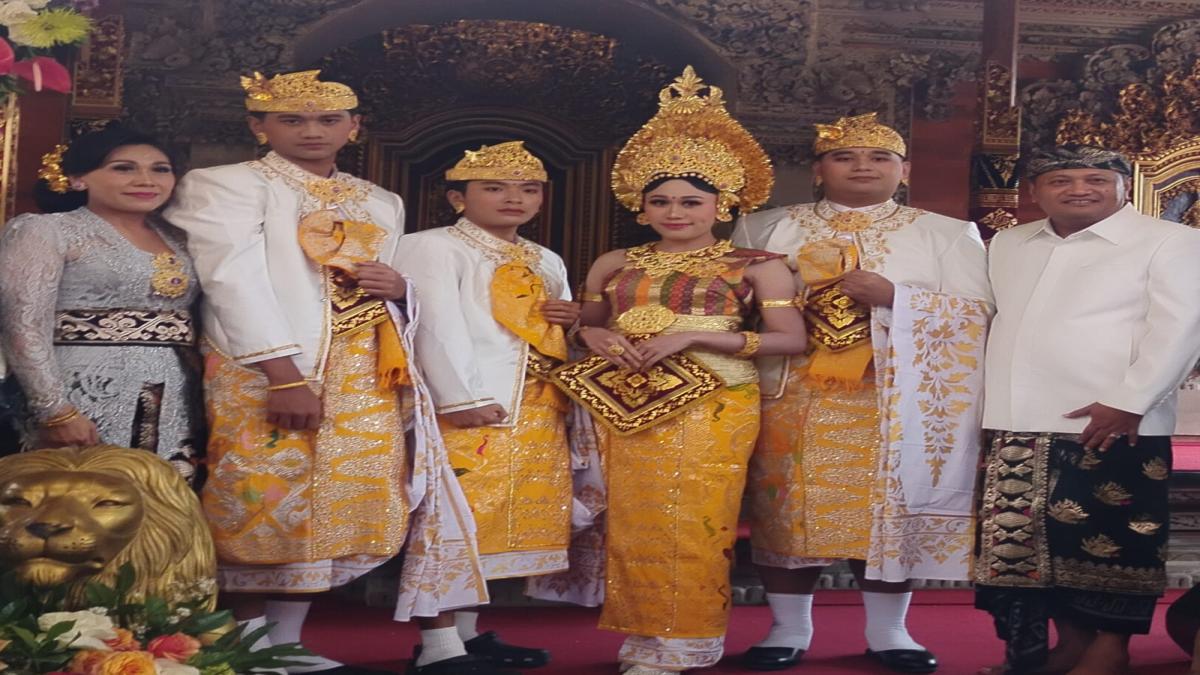 Swadharma Orang Tua: Bupati Gianyar I Made Mahayastra Gelar Mepandes untuk Tiga Anak dan Satu Keponakan, Wujud Menuntun Generasi Menuju Kedewasaan