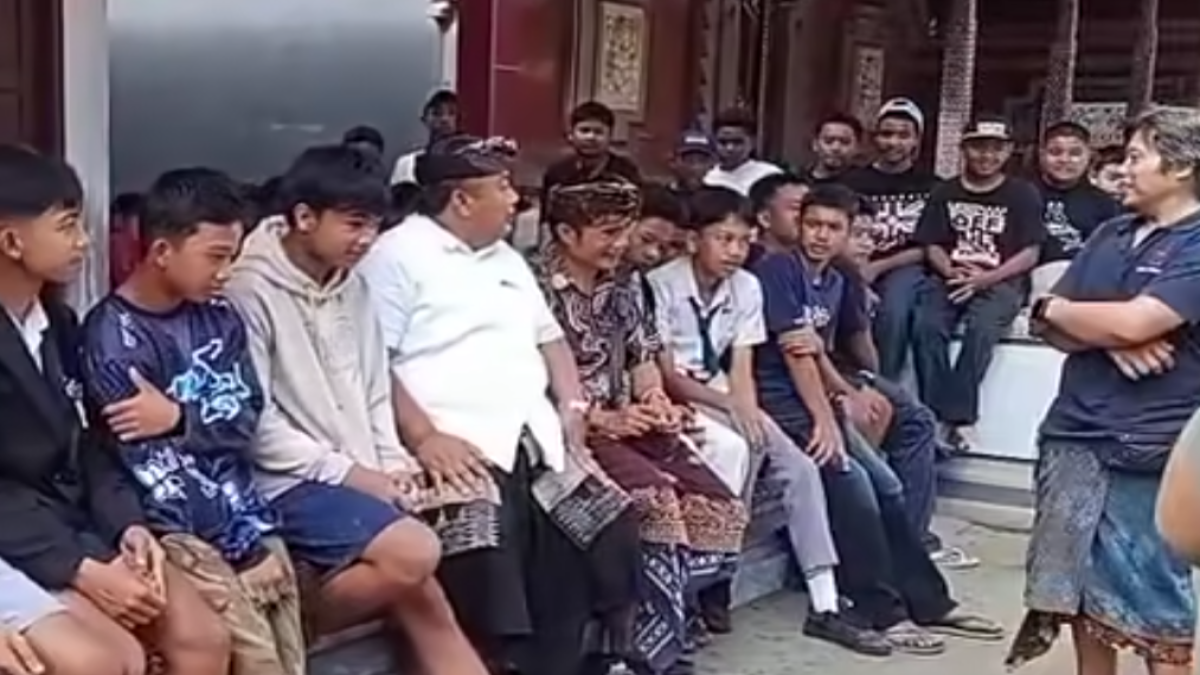 Yatim Piatu di Usia 15 Tahun, Suartana Berjuang Pertahankan Mimpi Sekolah, Kepedulian Masyarakat Mulai Mengalir